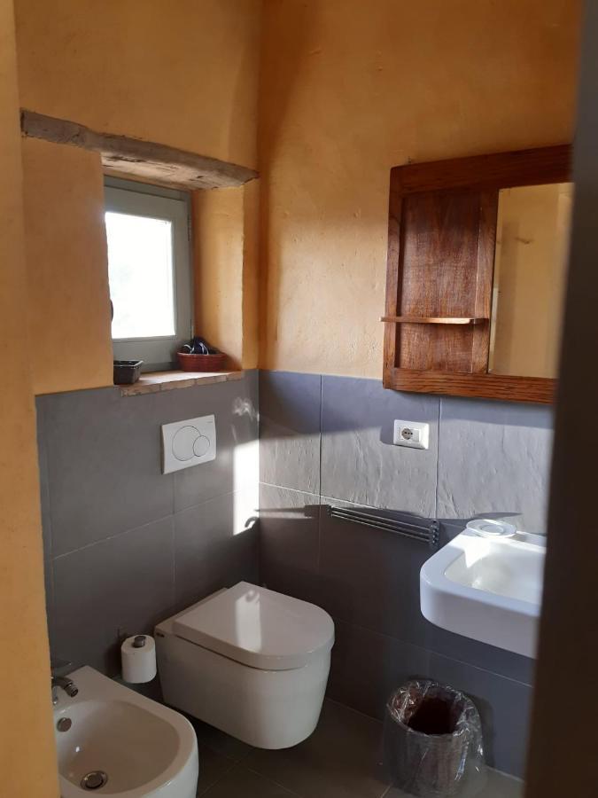 Borgo Cardaneto Bed & Breakfast Монтоне Екстериор снимка