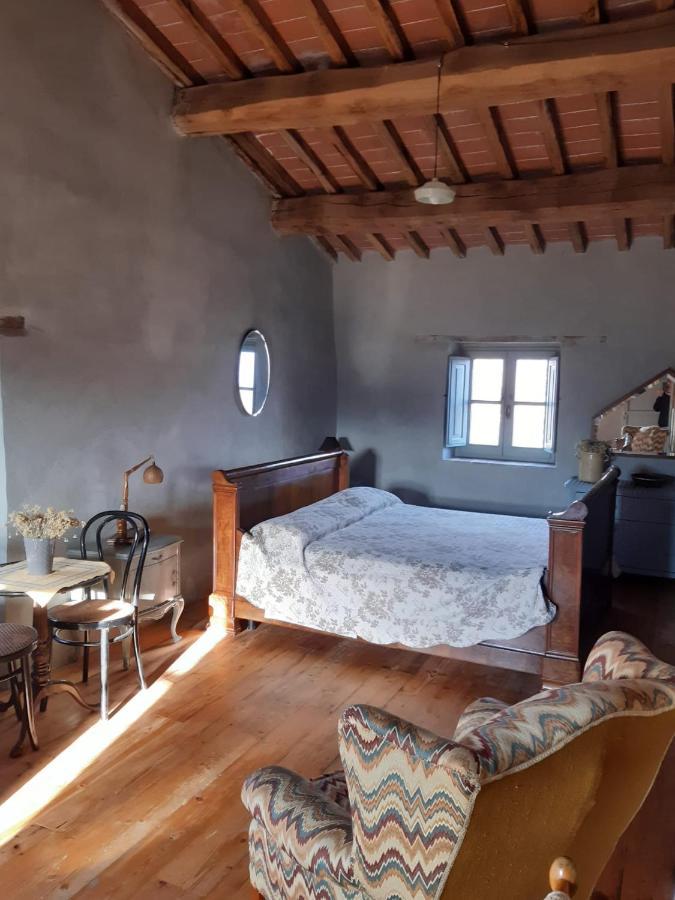 Borgo Cardaneto Bed & Breakfast Монтоне Екстериор снимка