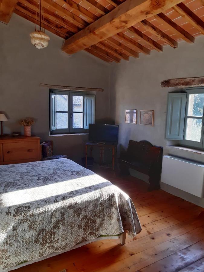 Borgo Cardaneto Bed & Breakfast Монтоне Екстериор снимка