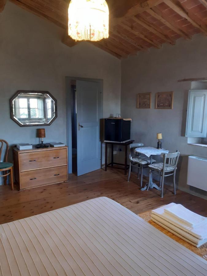 Borgo Cardaneto Bed & Breakfast Монтоне Екстериор снимка