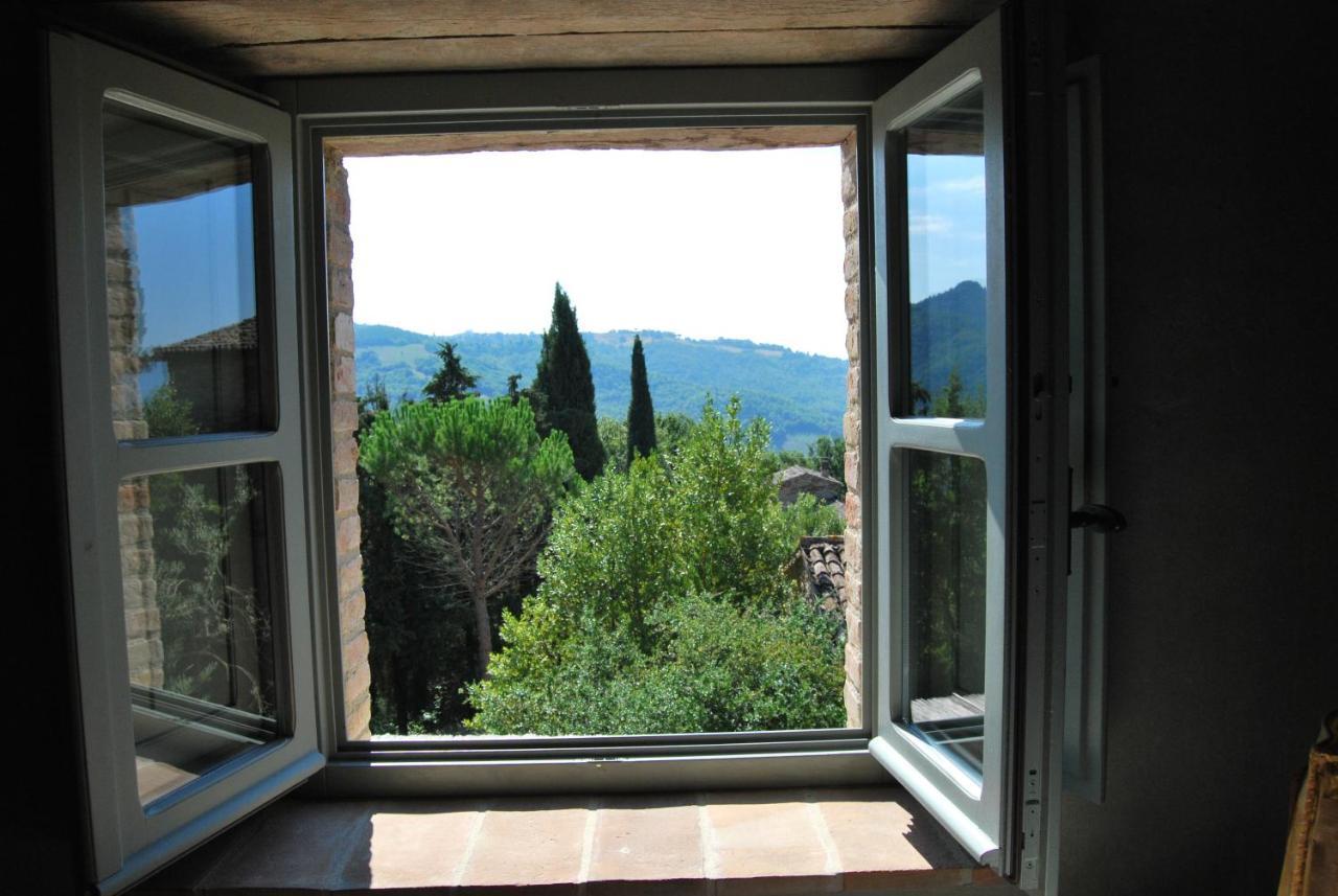 Borgo Cardaneto Bed & Breakfast Монтоне Екстериор снимка