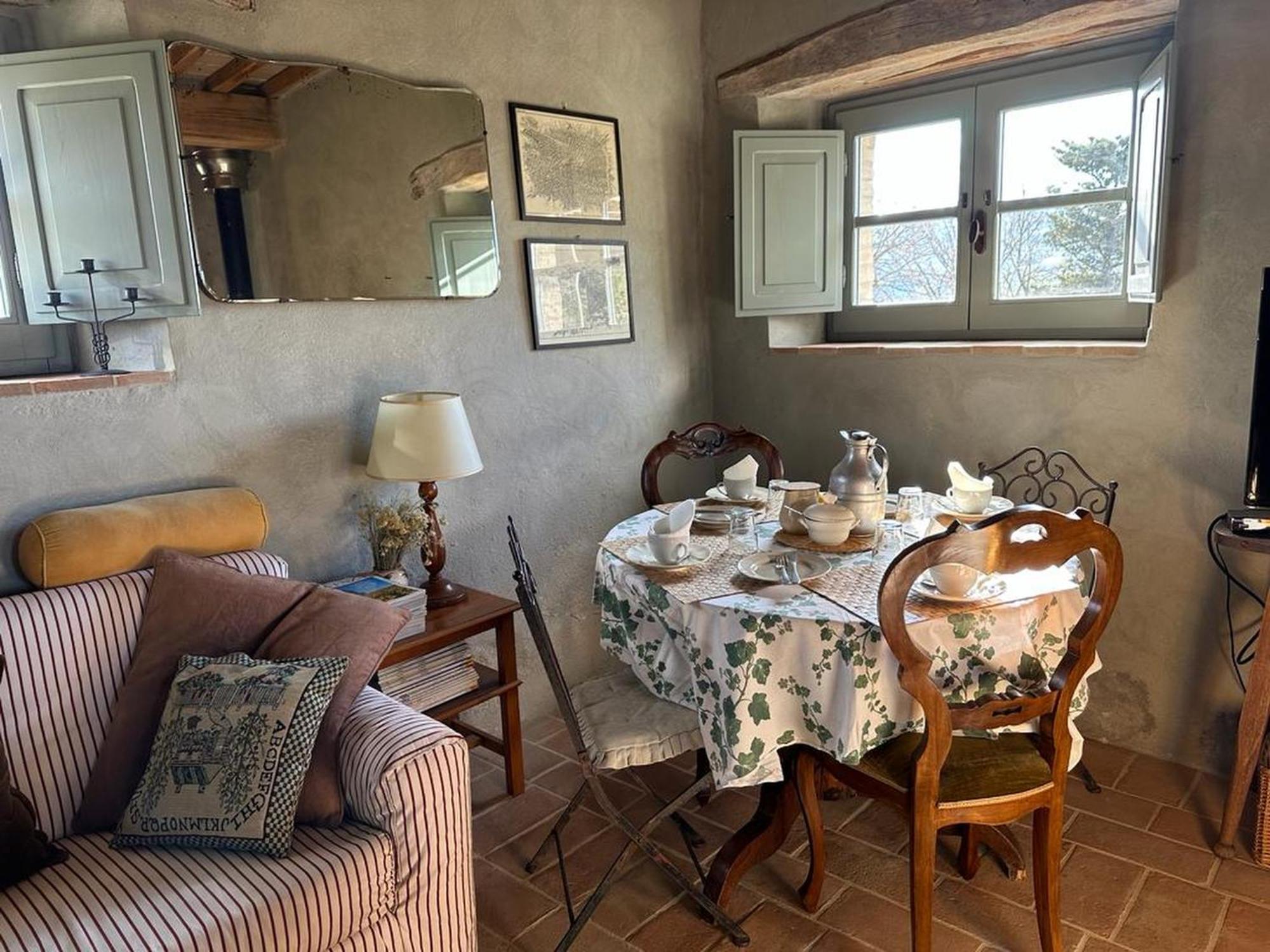Borgo Cardaneto Bed & Breakfast Монтоне Екстериор снимка
